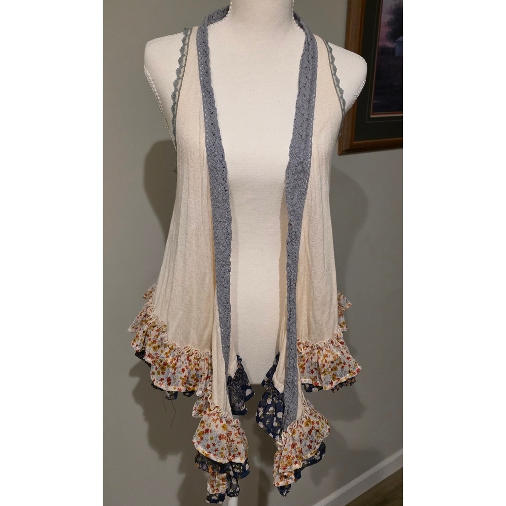 XXI Cream Lace Trim Floral Ruffle Hem Cardigan Vest Womens Sz S Cozy‎ Cottage